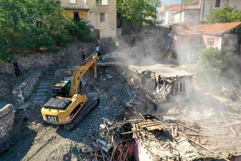 Tarihi dönüşümün adresi: Kayabaşı
