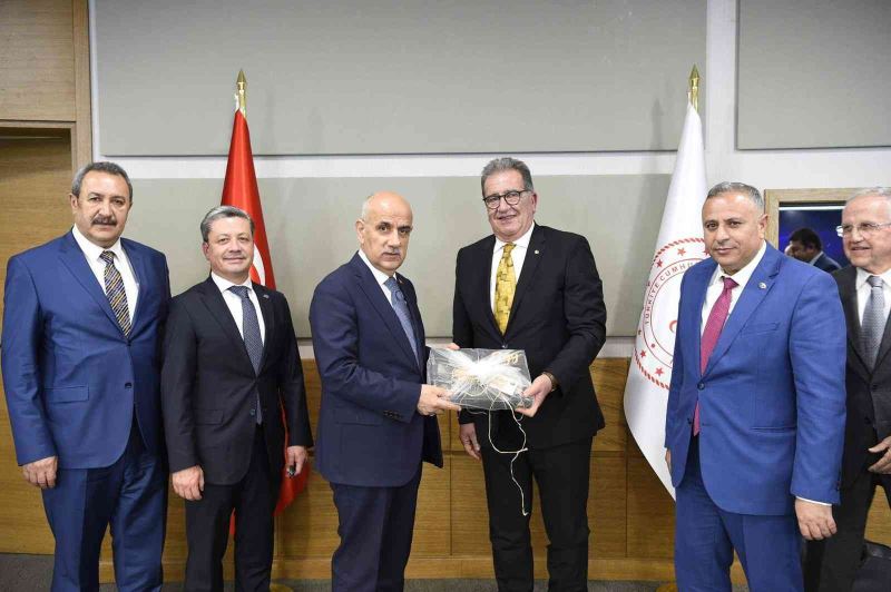 Söke Borsa Başkanı Nejat Sağel ve UPK Başkanı Balçık’tan Tarım Bakanı Kirişçi’ye Ziyaret
