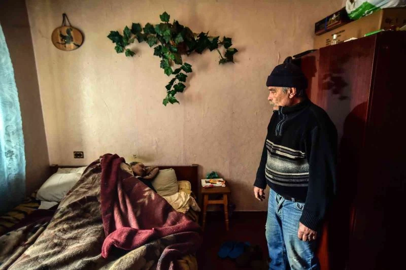 Bucha’da bir sivil Rusya’nın evini taramasıyla yatağında can verdi
