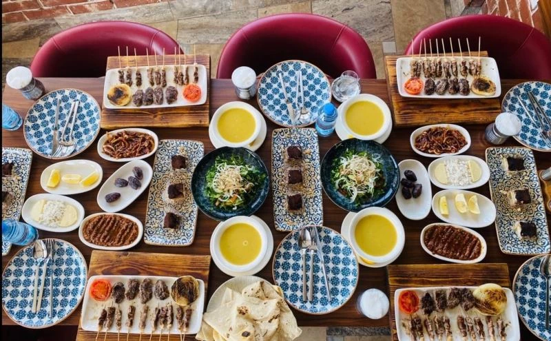 Geçmişi Osmanlı’ya dayanan çöp şiş tutkunlarına Ramazan’a özel menüler
