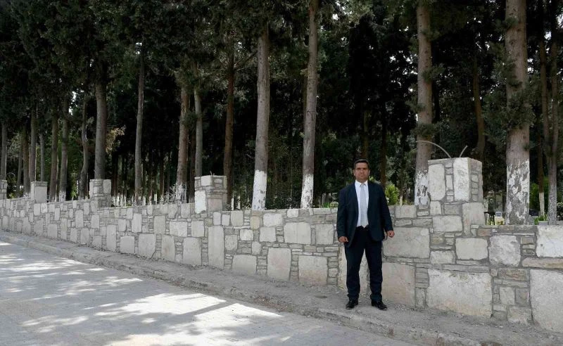 Güzelçamlı Mahallesi Mezarlığı’nda yenileme çalışmasında sona gelindi
