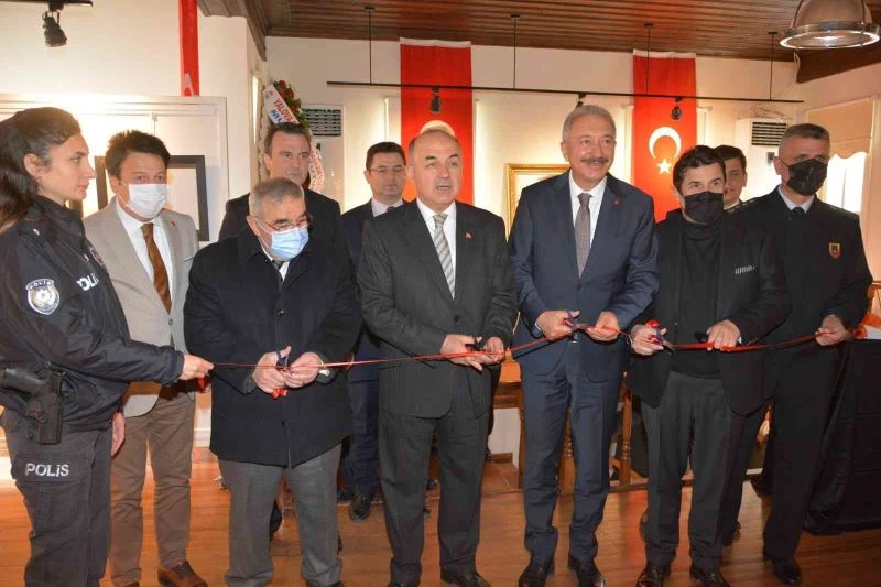 Polislerden resim ve çini işlemeciliği sergisi
