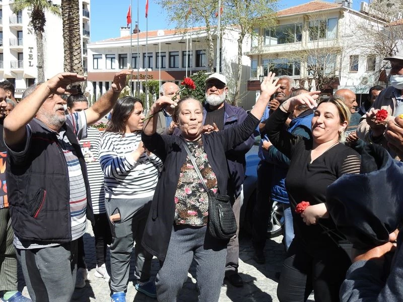 Dünya Romanlar Günü Çeşme’de kutlandı
