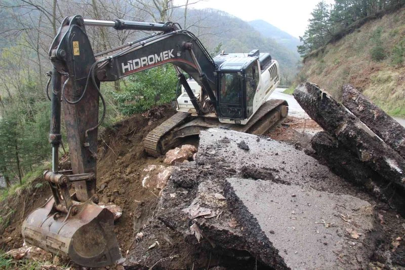 Kocaeli’de şiddetli yağış heyelana sebep oldu
