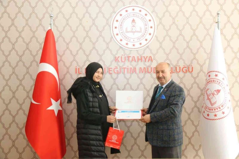 Kütahya’da yarışmada dereceye giren öğrenciler ödüllendirildi
