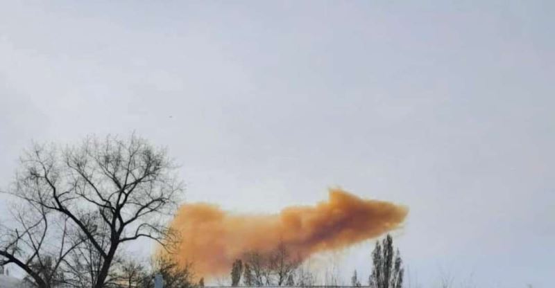 Rus ordusu Luhansk’da nitrik asit tankını vurdu
