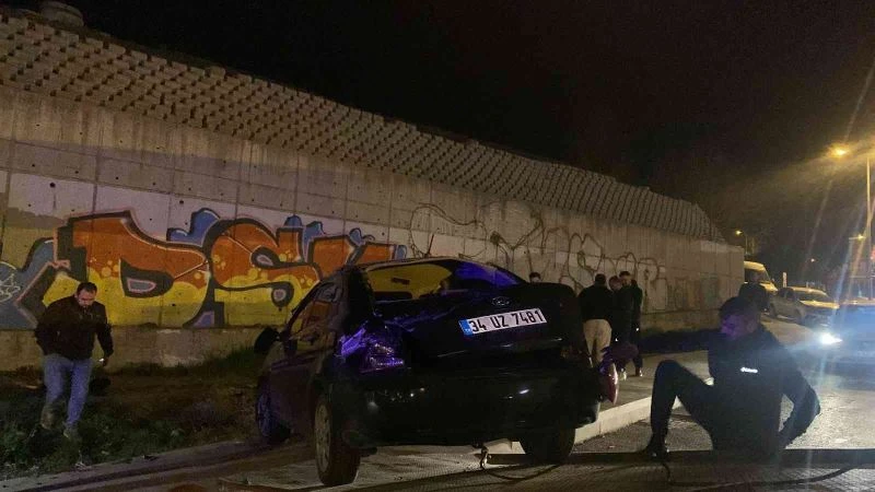 El freni çekilmeyen otomobil 10 metreden yüksekten düştü: 1 yaralı
