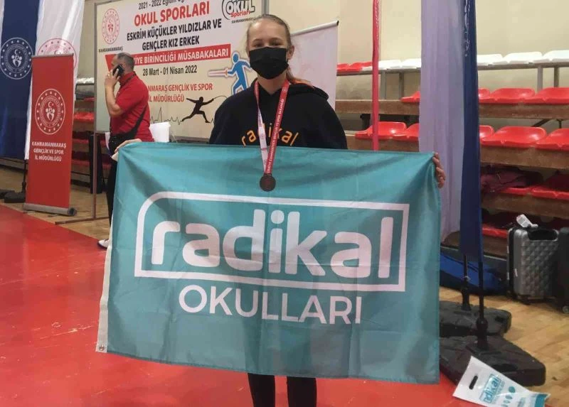 Eskrimde İzmir’e 3 gurur
