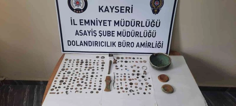 Tarihi eserleri güven timlerinden kaçıramadılar
