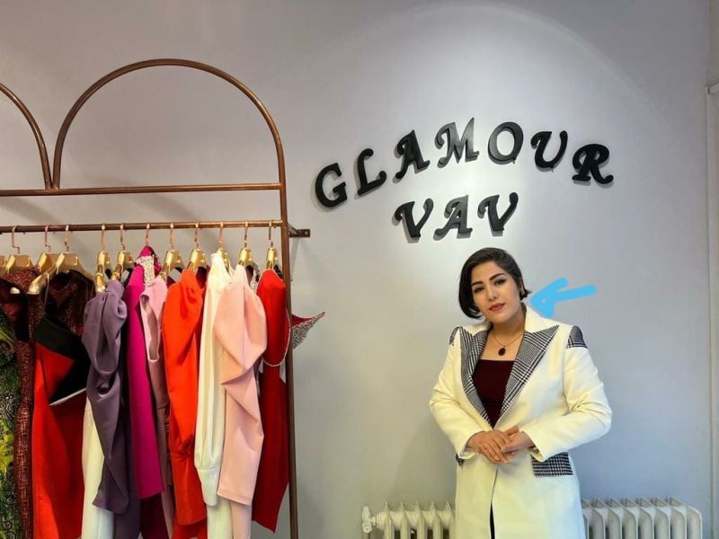 Başarılı moda tasarımcısı Parsa yaz koleksiyonuyla yılın en büyük defilesine hazırlanıyor
