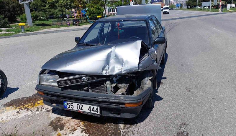 Samsun’da hemzemin geçitte trafik kazası
