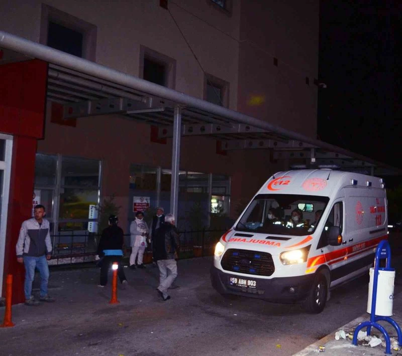 Yemekten zehirlenen 28 işçi hastanelik oldu
