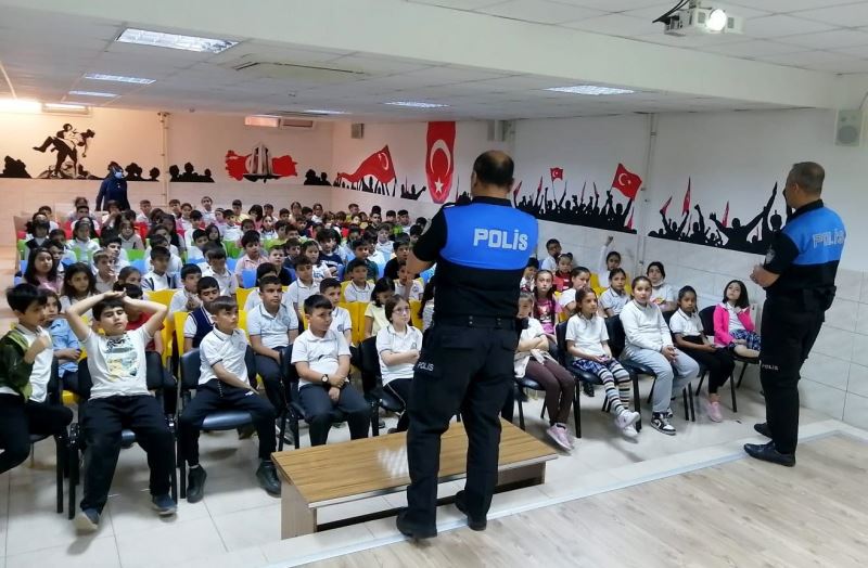 Osmaniye’de öğrencilere güvenlik eğitimi
