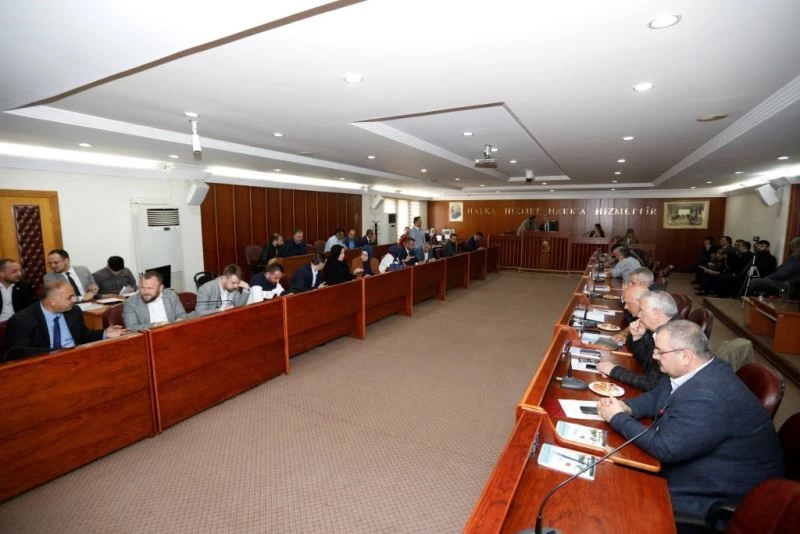 İnegöl meclisinde taşınmaz satışı görüşüldü
