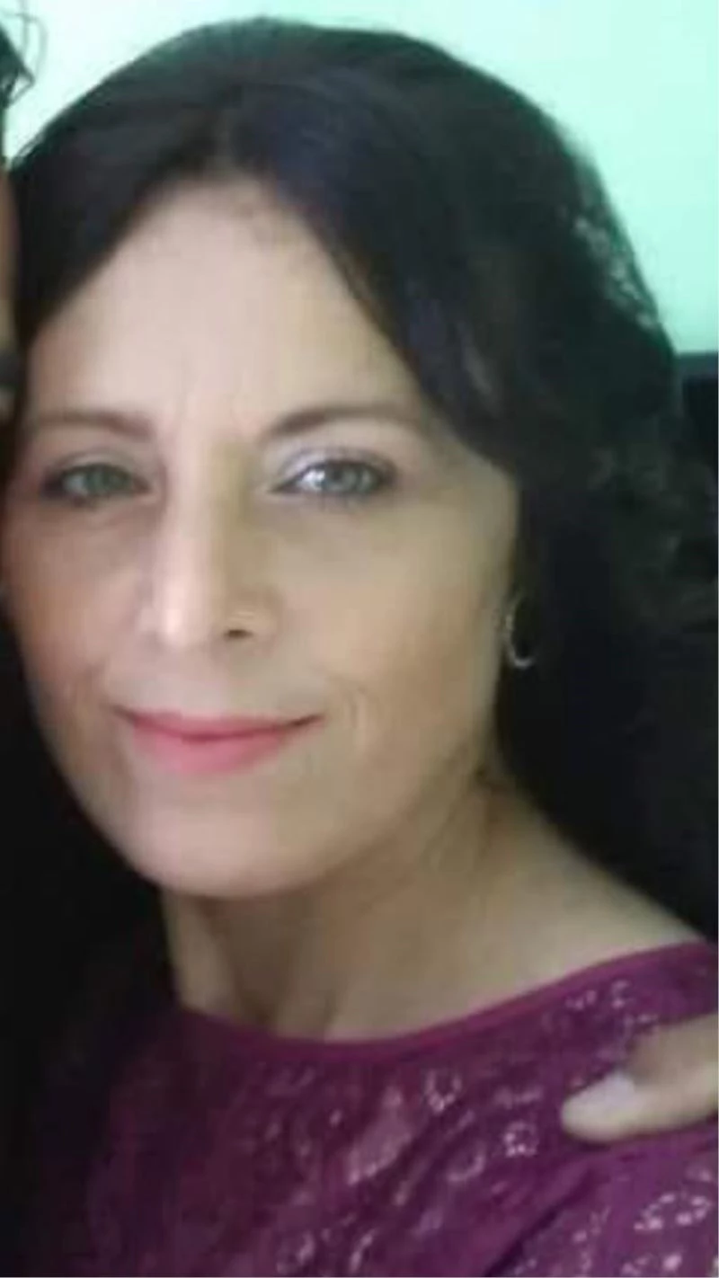 Evli 2 çocuk annesi kadın banyoda ölü bulundu
