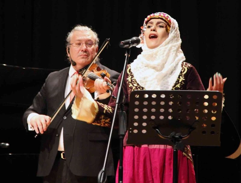 MSKÜ’den ‘Bir yanımız hep Çanakkale’ konseri
