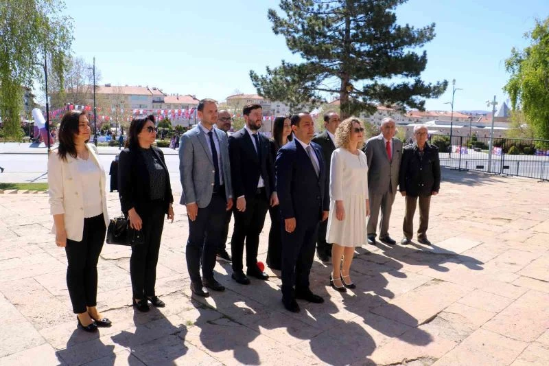 Mahallenin sağlığı onlardan soruluyor
