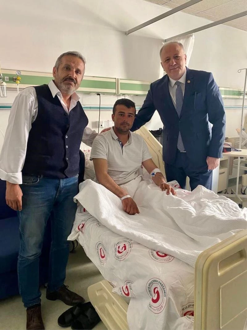 Milletvekili Koçer’den Pençe Kilit gazisine hastanede ziyaret
