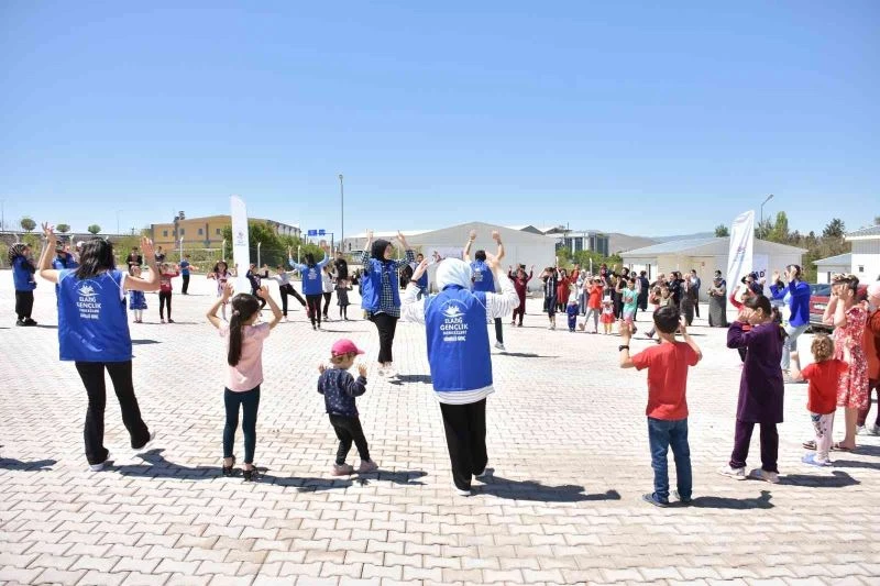 Elazığ Gençlik Merkezi, Ahıska Türklerini yalnız bırakmadı
