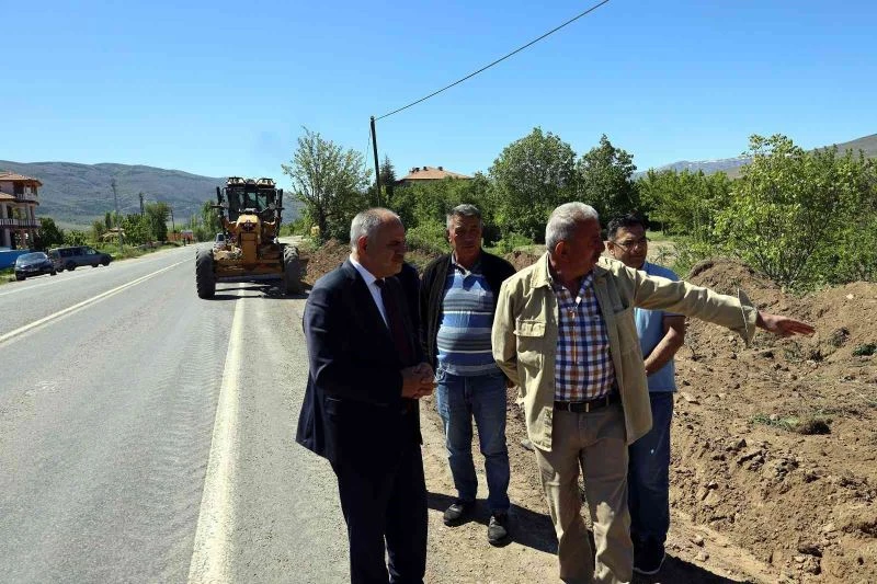 Yahyalı ana girişi güzelleşiyor
