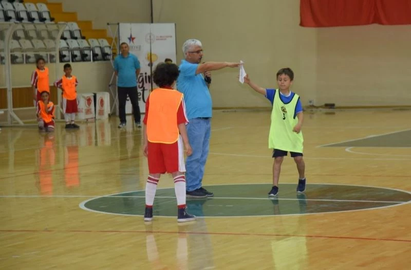 Çocuk Oyunları ve Oyuncakları Festivali
