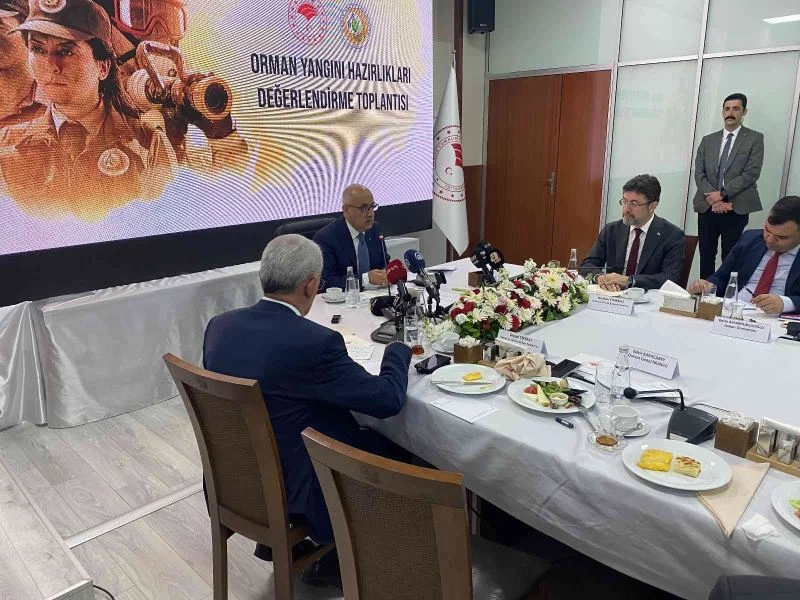 (Düzeltme) Bakan Kirişci, 