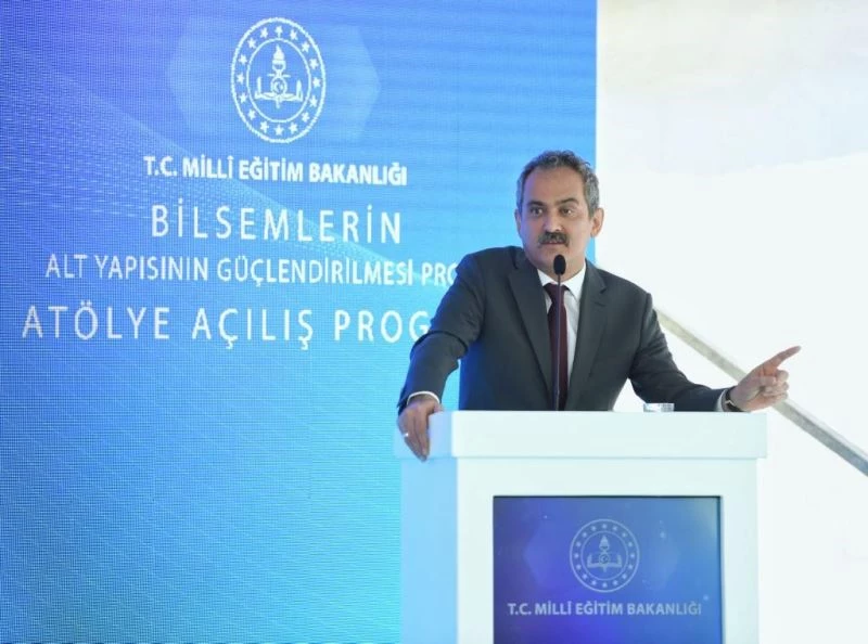 Bakan Özer: “Bilim ve Sanat Merkezlerinde sadece bu merkezlere seçilmiş öğrenciler değil, 2’nci sınıftan 12’nci sınıfa kadar tüm öğrencilerimize yaz okulu açacağız”
