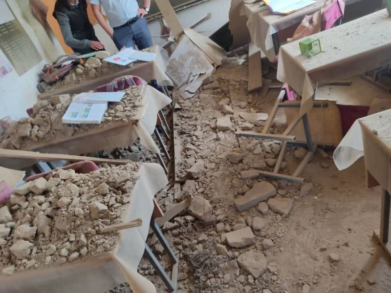 Kırgızistan’da bir okulun tavanı düştü: 1 yaralı
