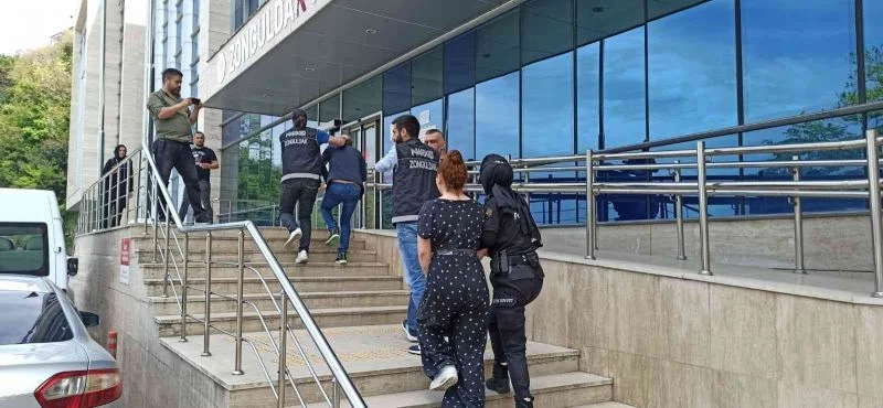 UYUMA aplikasyonu uyuşturucu şebekesini çökertti
