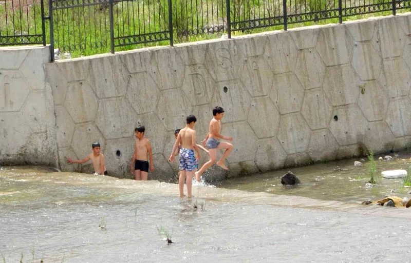 Osmaniye’de su kanalında tehlikeli serinlik