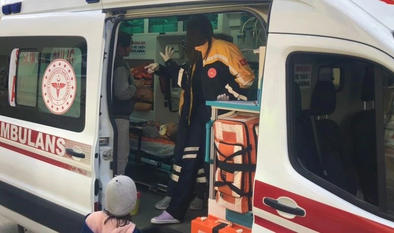 Motosikletlinin çarpıp kaçtığı çocuk yaralandı
