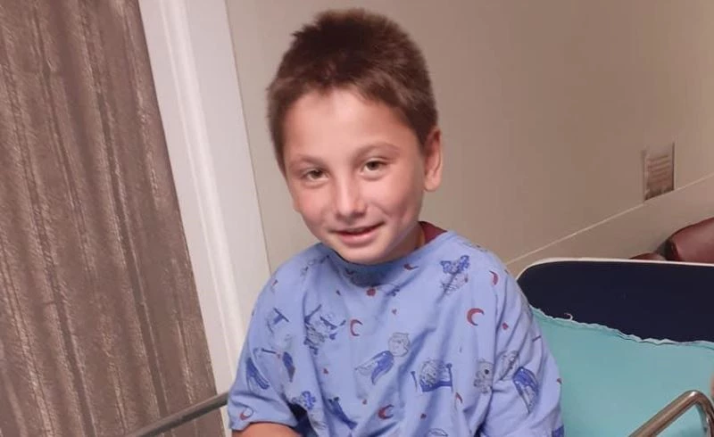 Çakmakla oynayan çocuk kendini yaktı
