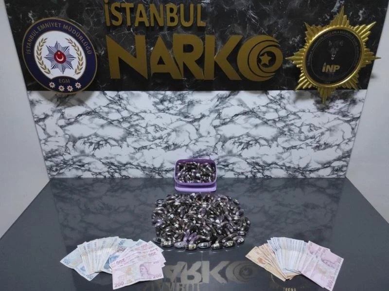 Yurtdışından havayolu kuryeleri ile uyuşturucu taşıyan çete çökertildi: 14 gözaltı
