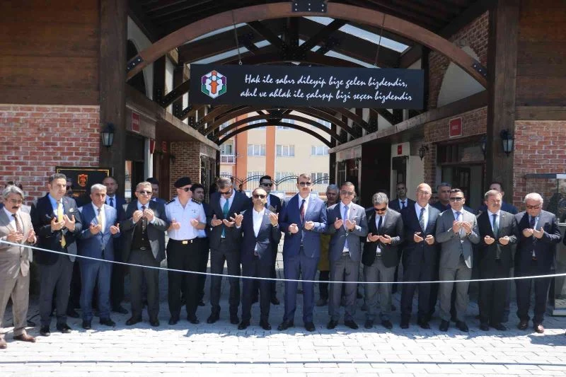 Bin yıllık meslekler bu çarşıda yaşayacak
