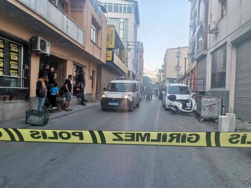 İzmir’de ihbara giden polis aracına ‘mermi’ isabet etti
