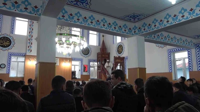 Asırlardır süren şeker toplama geleneği devam ediyor
