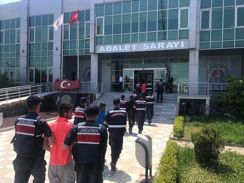 JASAT dolandırıcıları yakaladı
