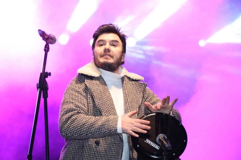 Ünlü sanatçı Mustafa Ceceli, Karpuzlu’ya geliyor
