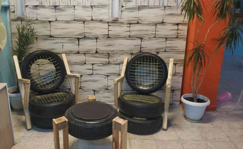 Atık malzemelerden oluşan Sıfır Atık Kütüphanesi hizmete girdi
