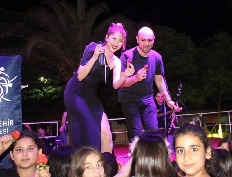 Sultanhisar’da çilek festivali gerçekleştirildi
