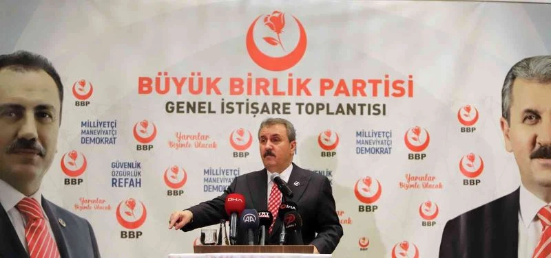 BBP Genel Başkanı Destici: “Türkiye, İsveç ve Finlandiya’nın NATO’ya müracaatlarını bugüne kadar yaptıklarıyla değerlendirip bir tavır ortaya koydu”
