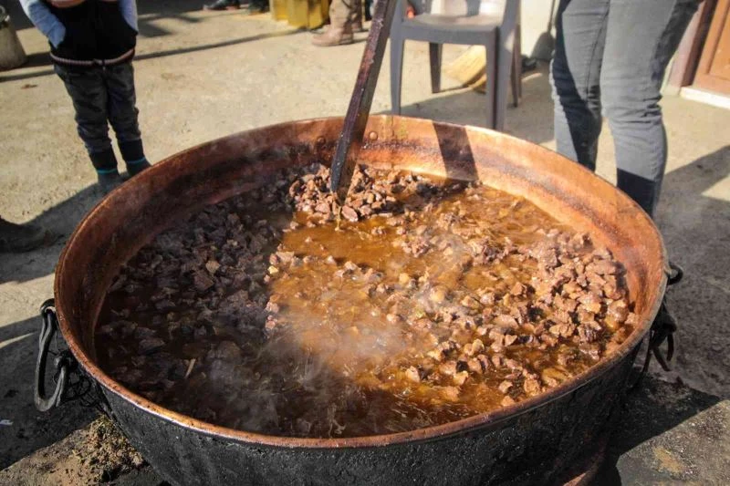 Rizeli’nin vazgeçilmezi ’Rize Kavurması’
