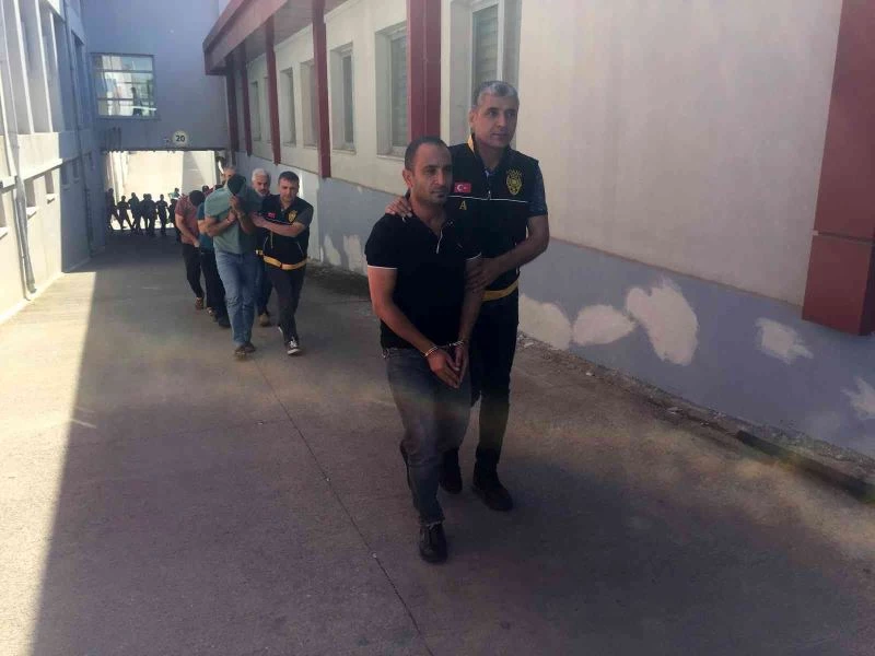 Polis vatandaşın 1 milyon 175 bin lirasını kurtardı
