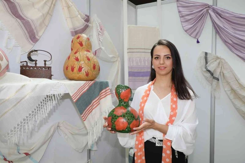 ATASEM 15. Yıl sergisi açıldı
