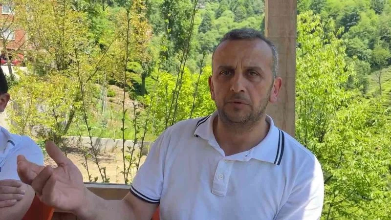 Elektrik direğini yıkılmasın diye önce eve bağladı, sonra kalasla sağlamlaştırdı
