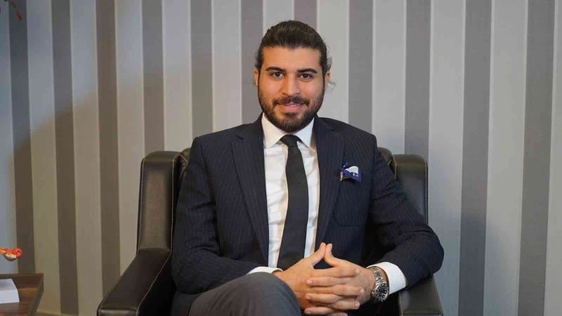 Op. Dr. Şen: “Doğumdan hemen sonra annelik estetiği yaptırırken zamanlamaya dikkat edilmeli”
