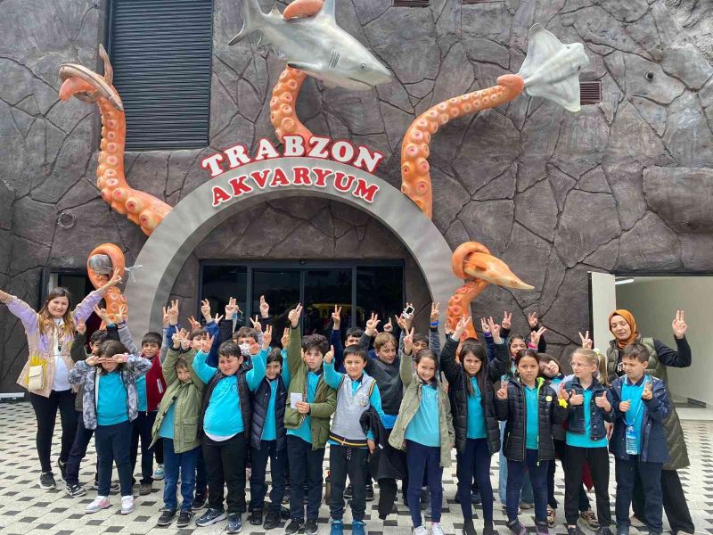 Trabzon Akvaryum’a ziyaretçi akını
