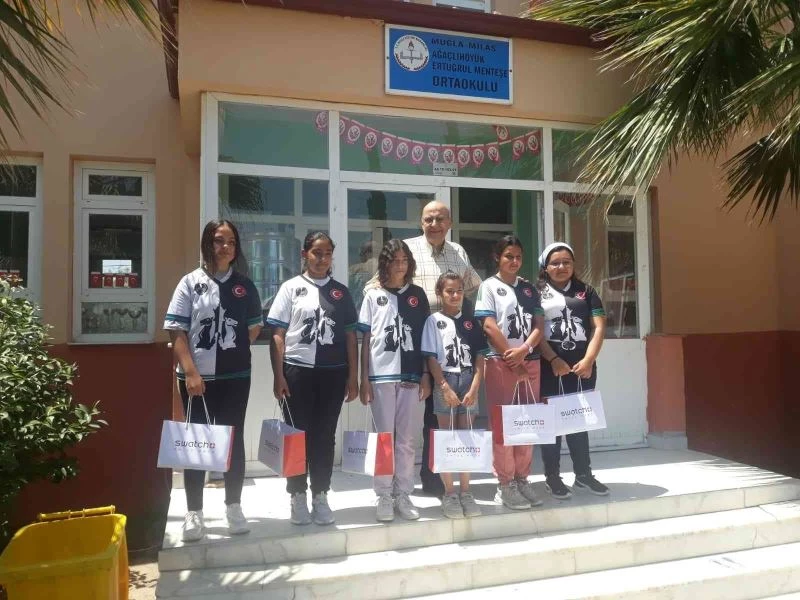 Hayırsever vatandaştan Milaslı satranççılara ödül
