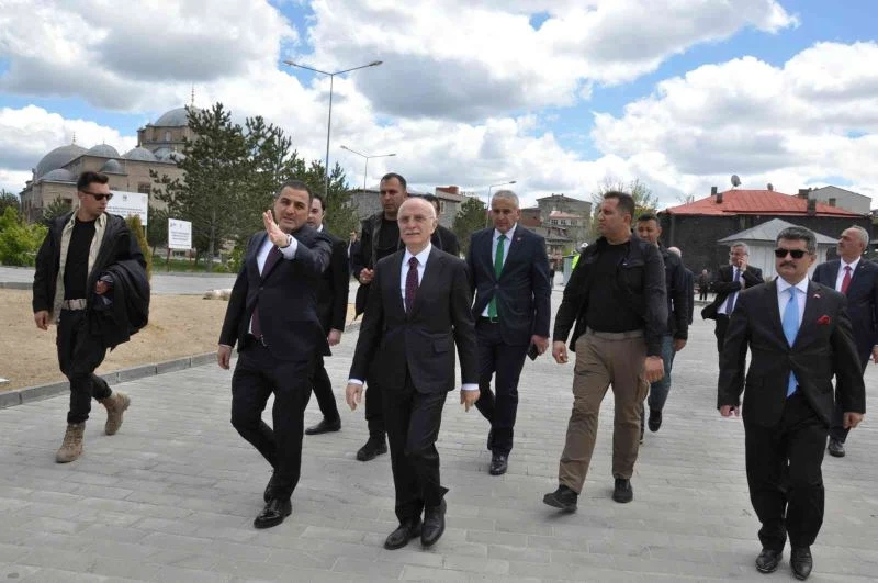 Bakan yardımcısı Erdil Kars’ta
