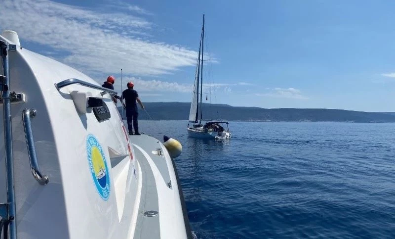 Ege sularında göçmen hareketliliği sürüyor: 297 kişi yakalandı
